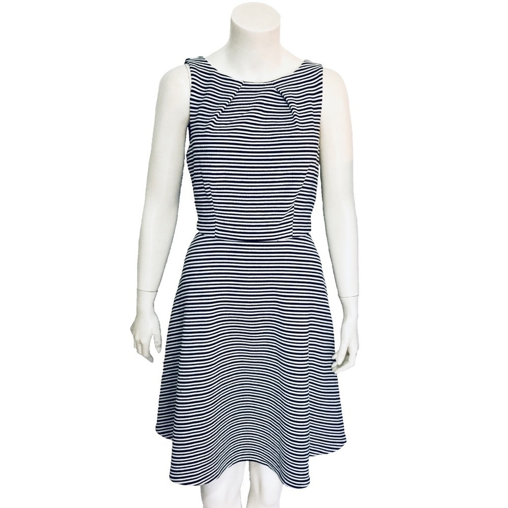 ELLE | Fit & Flare Dress Black Stripe Size Small